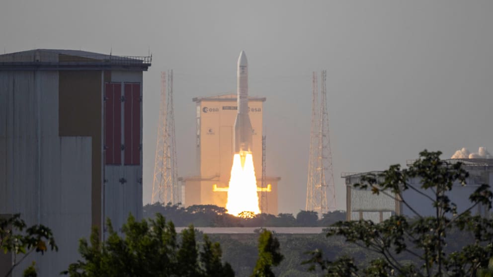 Erfolgreicher Start: Ariane 6 transportiert Wetter-Satelliten ins All