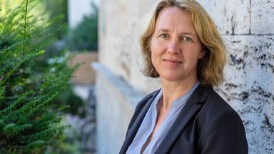 Unterschiedliche Reaktionen auf US-Importzölle: Kanada und EU