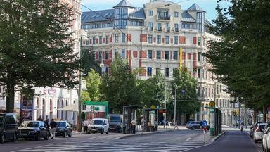 Migrations-Streik in Magdeburg: Geschäfte bleiben geschlossen als Protest gegen Rassismus
