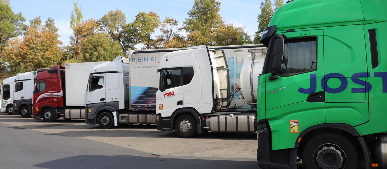 Lockerung des Lkw-Sonntagsfahrverbots in Bayern und Mecklenburg-Vorpommern