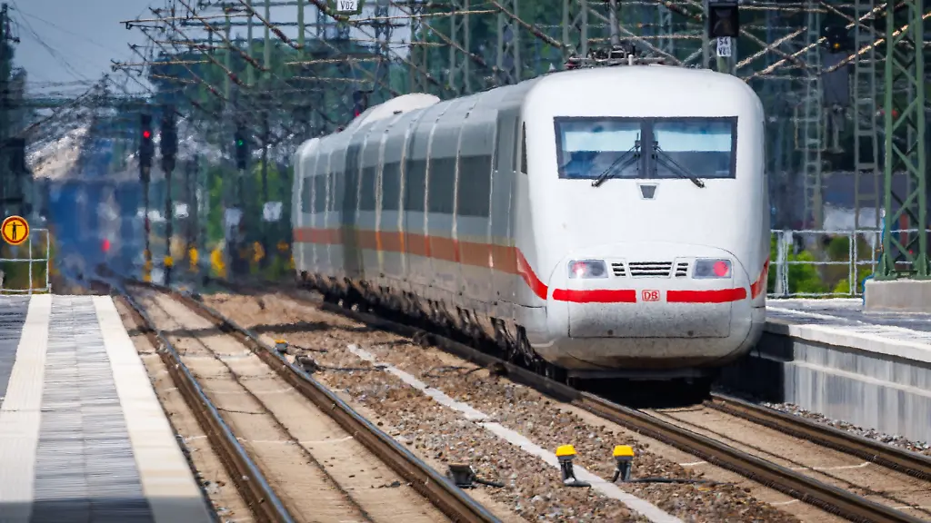 Bahn Sanierungspläne werden überarbeitet