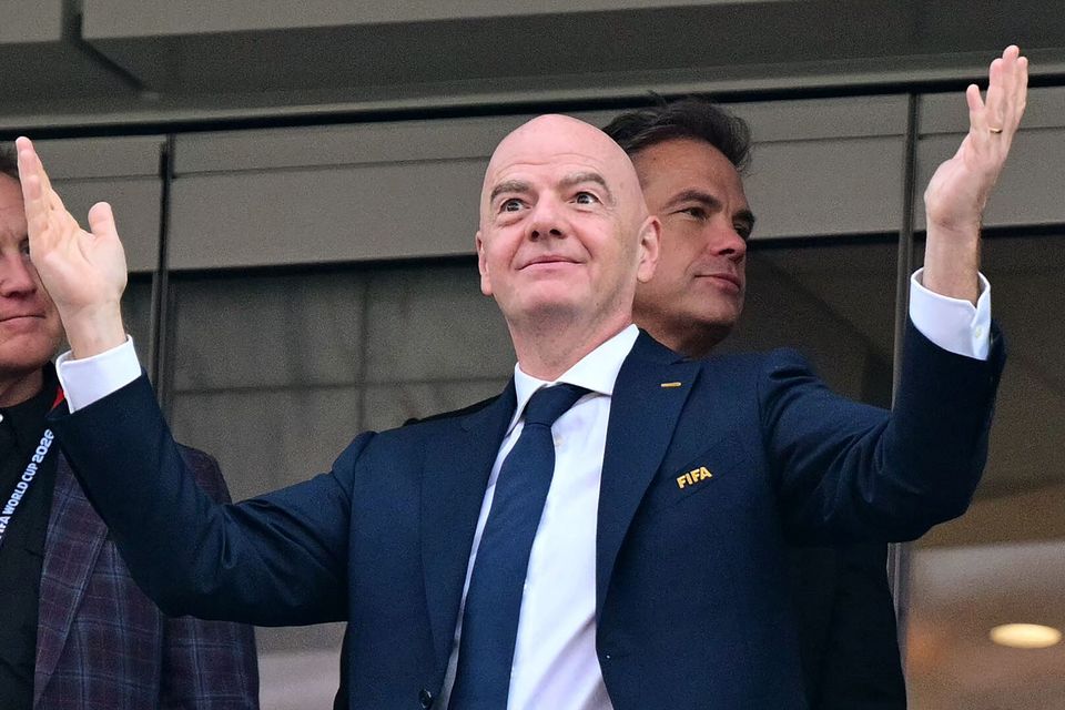 Kritik an Infantino: UEFA und Andere fordern Führungswechsel