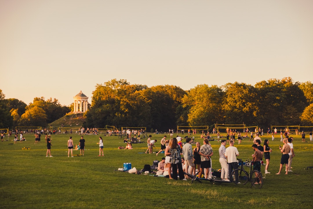 Jugendliche im Englischen Garten: Gedanken und Gefühle