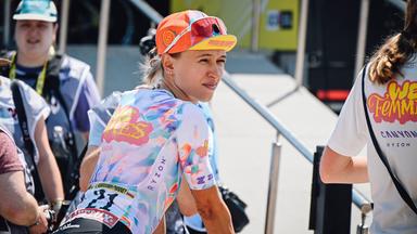 Katarzyna Niewiadoma-Phinney erobert das Gelbe Trikot