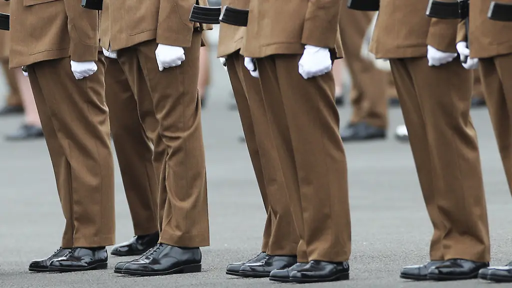 Britische Rekrutinnen erheben schwere Vorwürfe gegen Militärschule