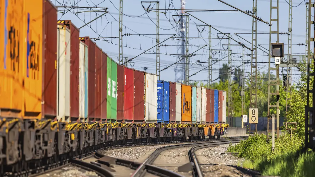 DB Cargo reaktiviert Waggons wegen Niedrigwasser