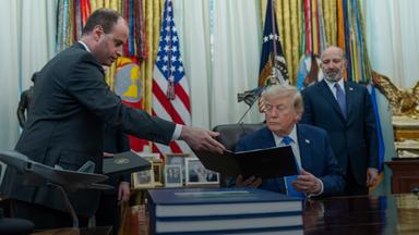 Trumps Vorstoß zur Einschränkung des Geburtsrechts in den USA
