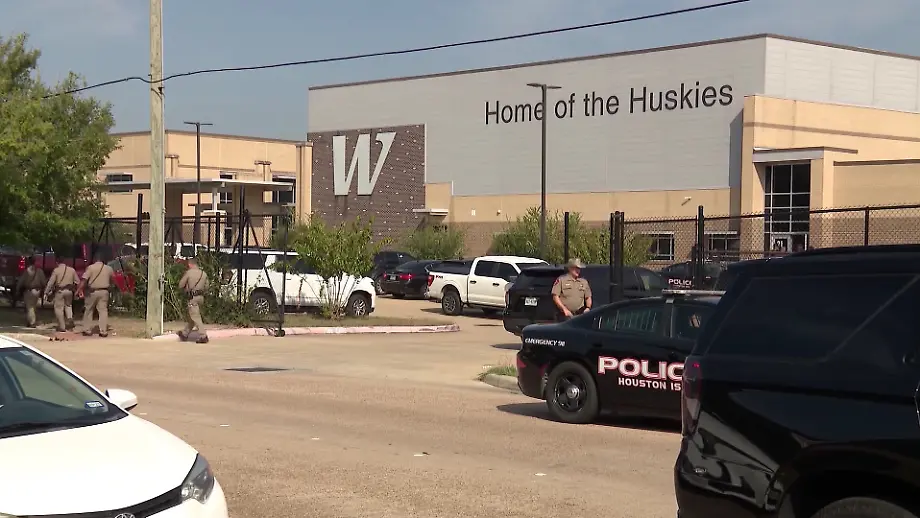 Nach tödlichen Schüssen: Großeinsatz an Highschool in Texas
