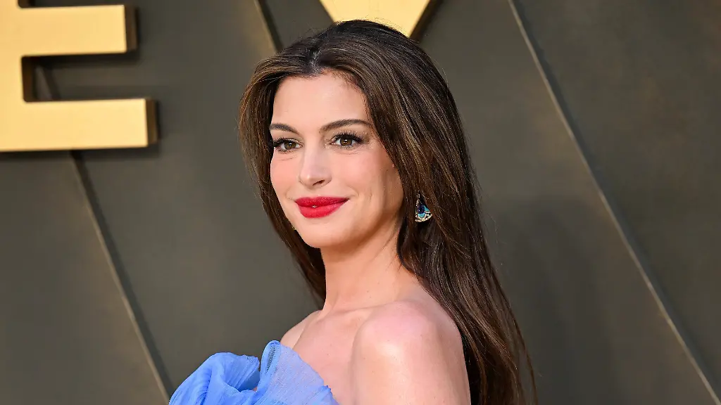 Anne Hathaway plant Auszeit nach drittem Kind