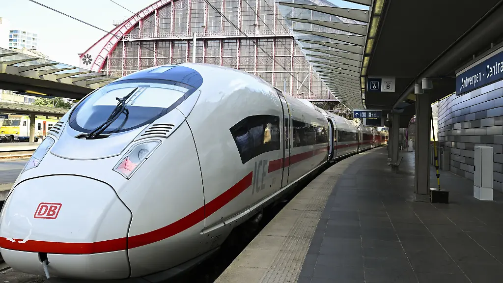 Deutsche Bahn kämpft mit Pünktlichkeit im August