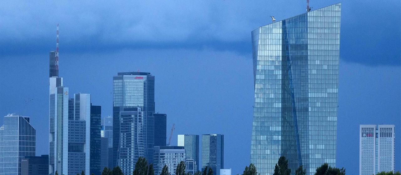 EZB erhöht Leitzins wegen steigender Inflation