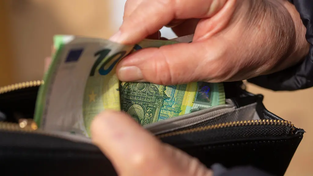 Gebühren für Bargeldaufbewahrung im Pflegeheim
