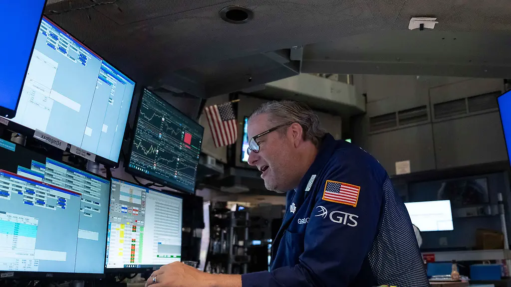 Hoffnungen auf Zinspause beflügeln Wall Street
