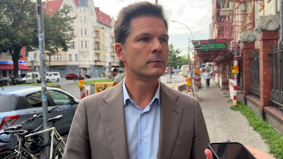 Steffen Krach beschreibt Razzia in Berliner Wohnung