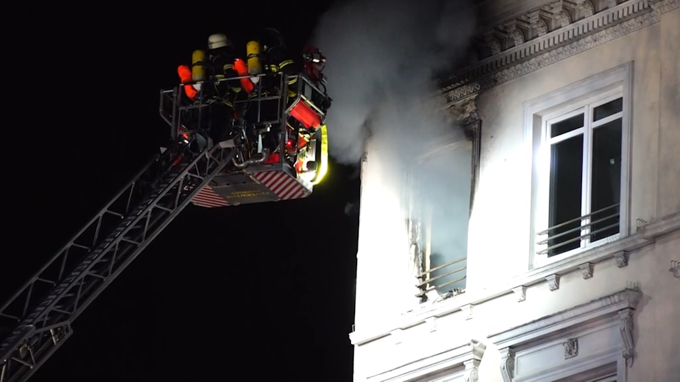 Sieben Verletzte bei Hotelbrand in Hamburg