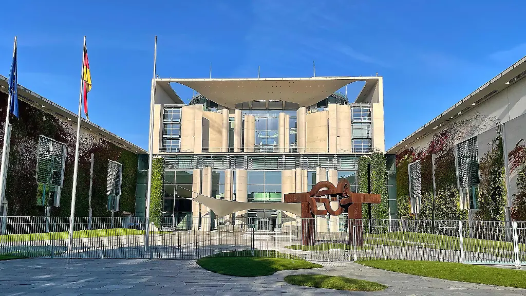 Regierung widerspricht Spekulationen über Minderheitsregierung