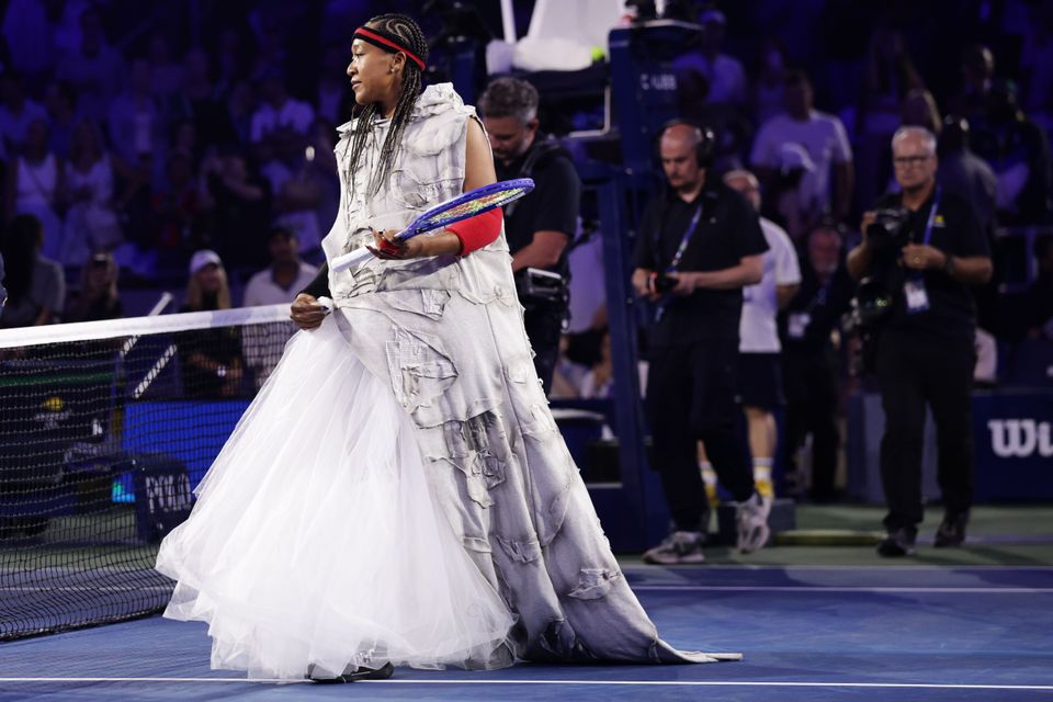 Naomi Osaka bei den US Open: Modeshow und Sieg auf dem Tennisplatz