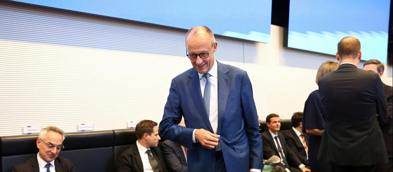 Kanzler Merz nach Wahldebakel in Partei unter Druck