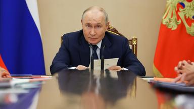 Russlands Parlamentswahl: Sieg für Putins Partei