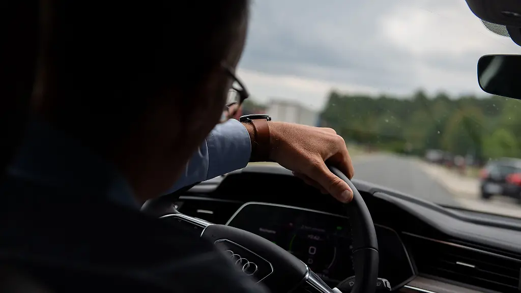 Muss ich mein privates Auto für Dienstfahrten verwenden?