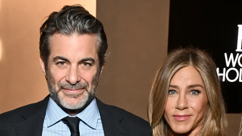 Jim Curtis und Jennifer Aniston erleben echte Freude in ihrer Beziehung