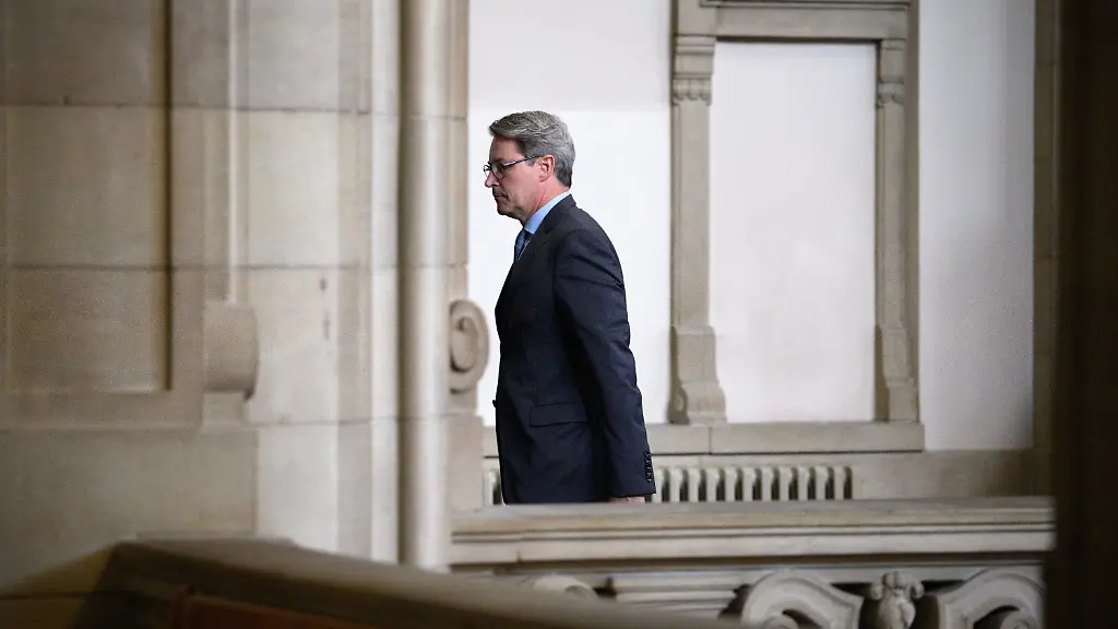 Prozessauftakt gegen Ex-Verkehrsminister Scheuer