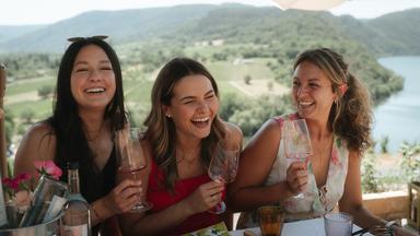 Aline und Josephine Knodt: Moderne Weinproben an der Mosel