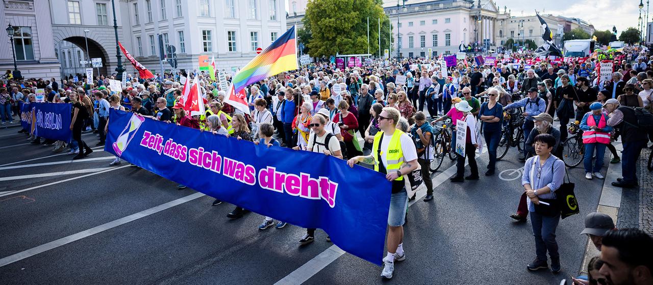 Proteste in deutschen Städten gegen Rechtsextremismus
