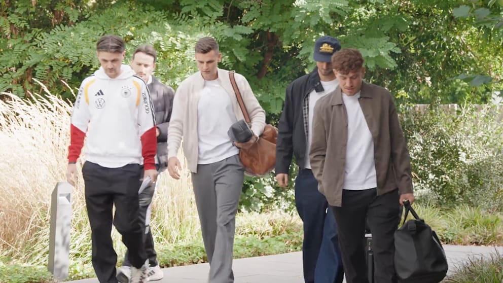 Ankunft der DFB-Spieler am Campus