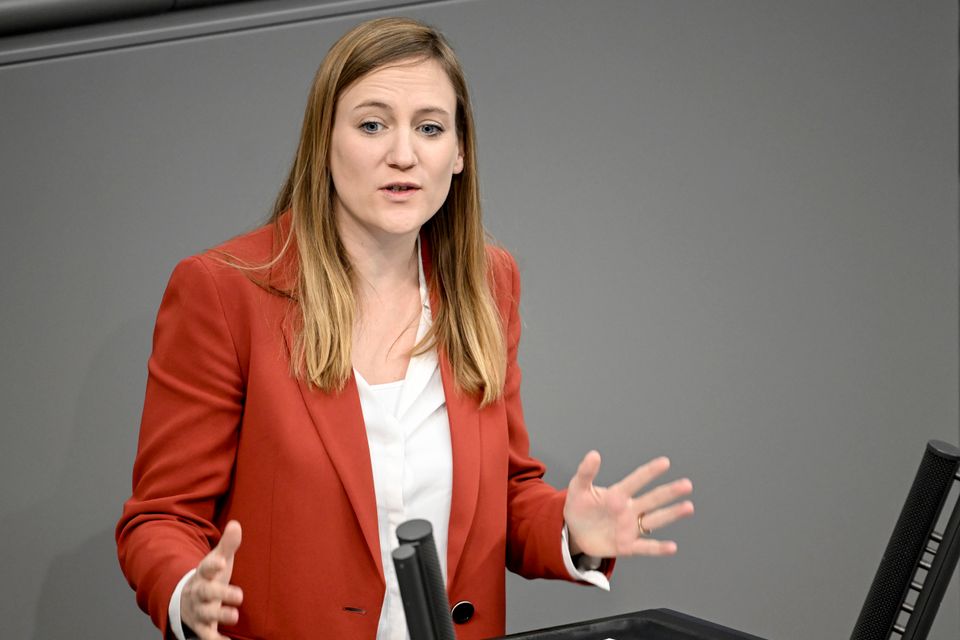 SPD-Frauen kritisieren Kürzungen beim Elterngeld