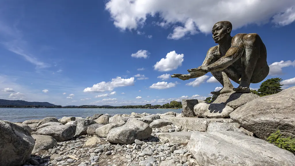 Dauerhaftes Niedrigwasser am Bodensee belastet Schifffahrt