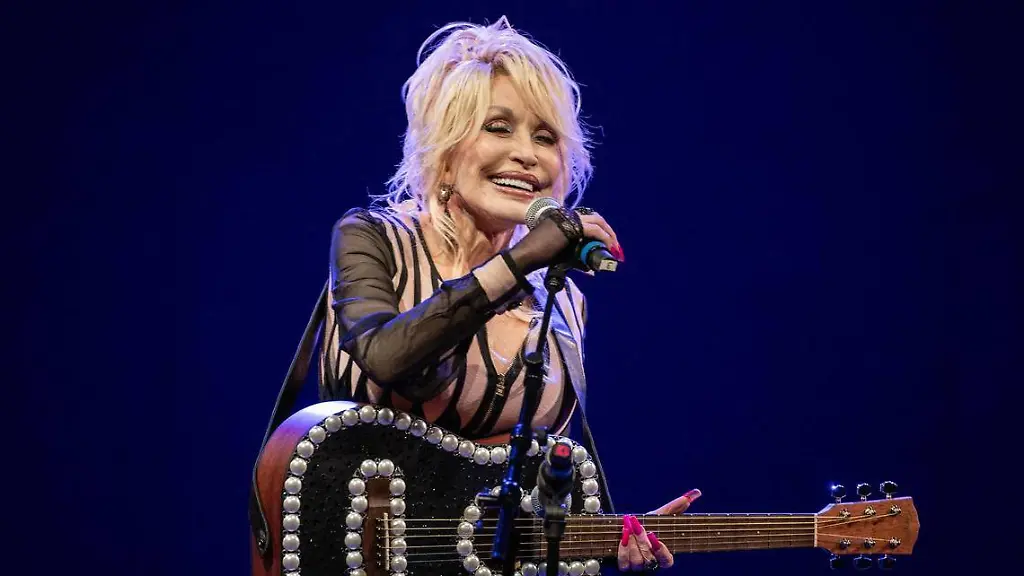 Dolly Partons geheime Krebsbehandlung in Frankfurt