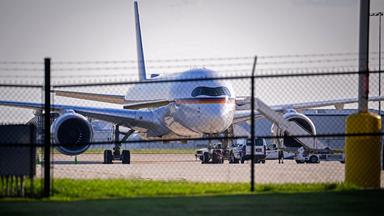 Finanzminister Klingbeil sitzt wegen Flugzeugschadens in den USA fest
