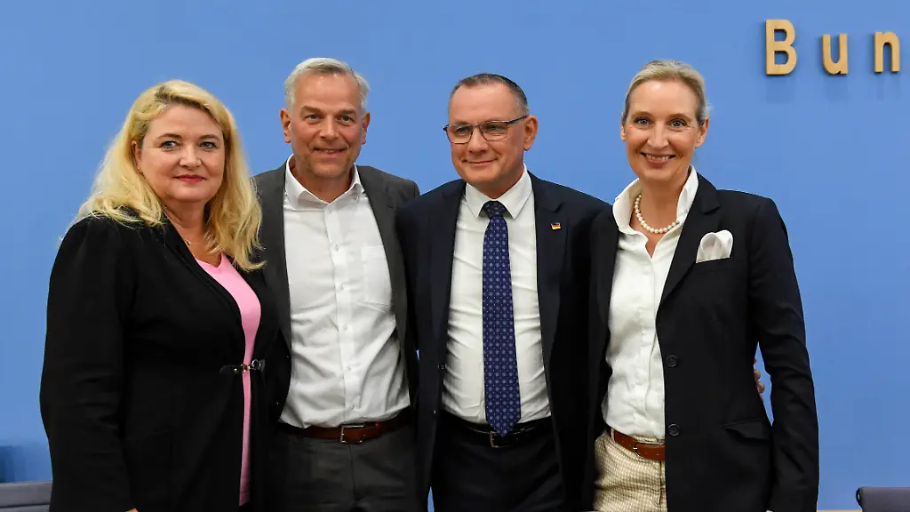 AfD fordert Gespräche mit der CDU nach Wahlerfolg