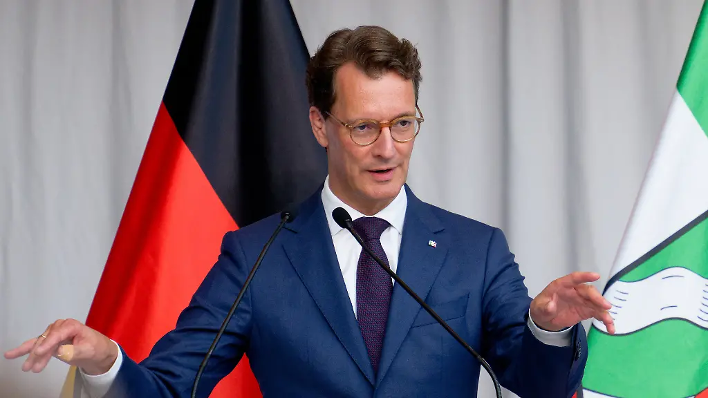 Hendrik Wüst will Ministerpräsident bleiben