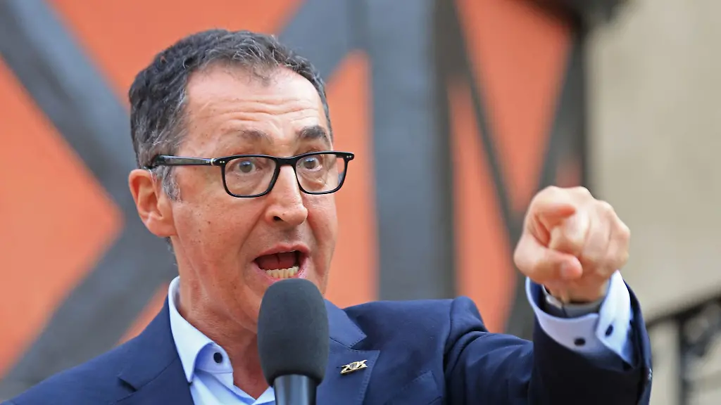 Özdemir fordert grundlegende Änderungsbereitschaft in der Politik