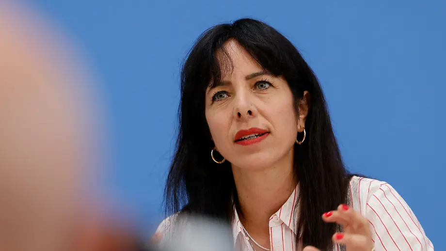 Diese Frau will Berlin regieren – wer ist Elif Eralp?