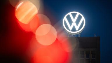 Volkswagen Aufsichtsrat stimmt Sanierungsplan zu