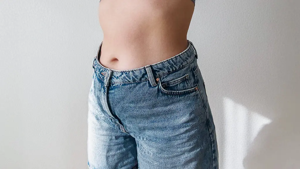 Das Comeback der Cigarette-Jeans im Herbst 2026