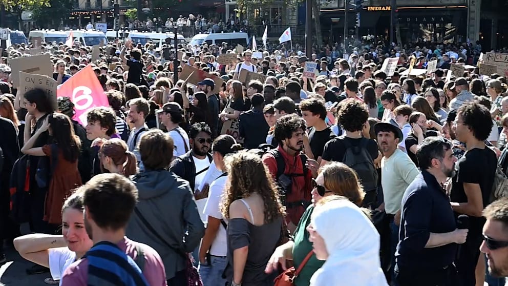 Proteste für bessere Lernbedingungen eskalieren in Frankreich