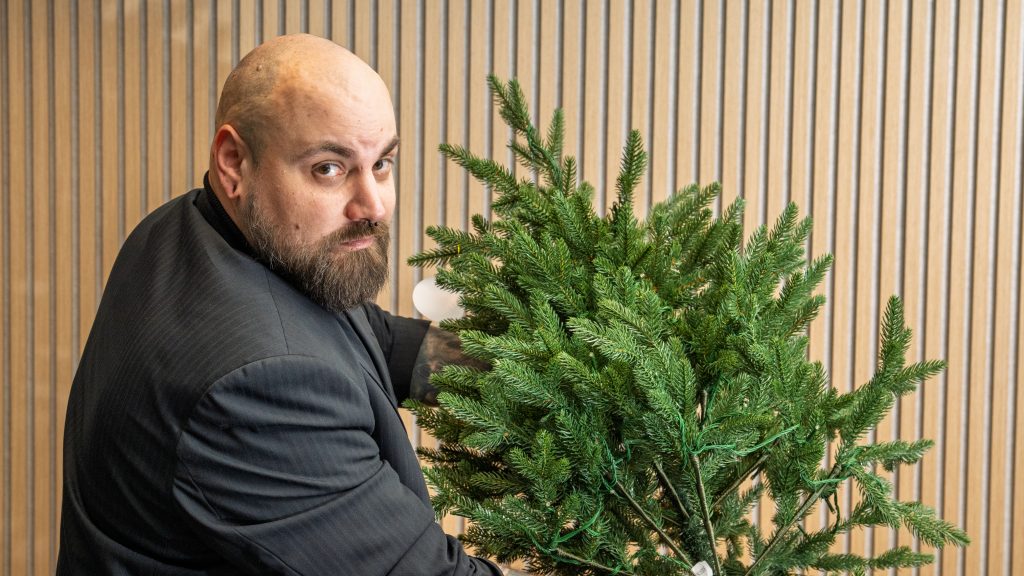Künstliche Weihnachtsbäume: Modelle, Materialien und Sicherheit