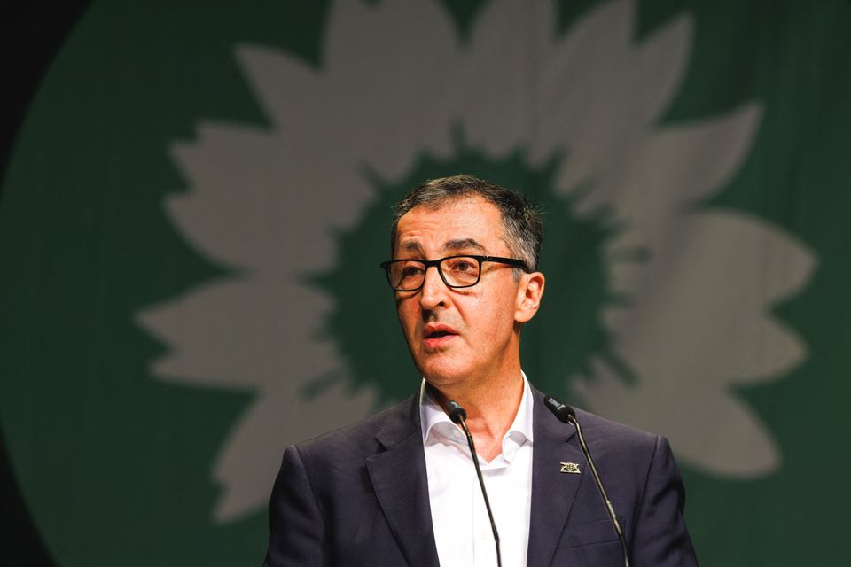 Özdemir kritisiert Zusammenarbeit mit der Linken in Berlin