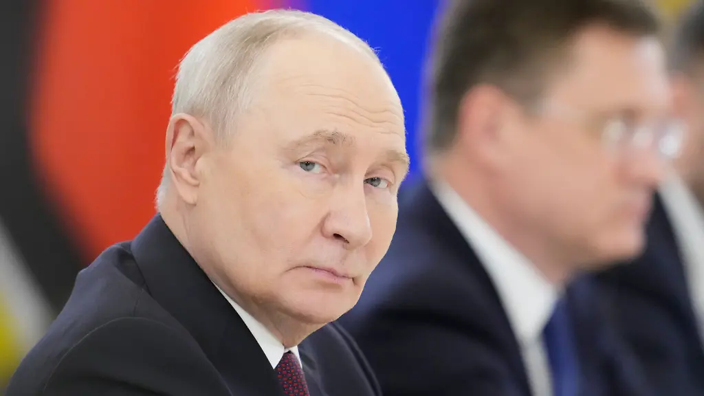 Putin lobt Elon Musk inmitten von Starlink-Unstimmigkeiten