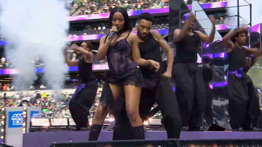 Beeindruckende Halbzeit-Show von Ayra Starr beim NFL-Spiel in London
