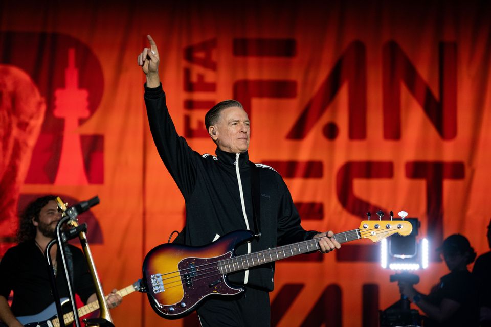 Kanadischer Sänger Bryan Adams kritisiert Trump