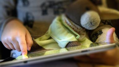 Schutz von Kindern im Internet durch neue Maßnahmen der Regierung