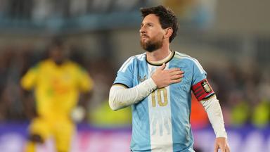 Lionel Messi beendet Nationalmannschaftskarriere mit beeindruckendem Abschied