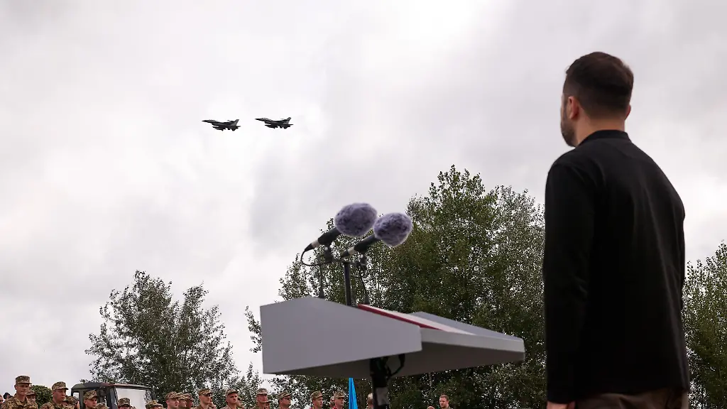 Ukrainische F-16-Flotte unter Druck: Wartungsprobleme behindern Einsätze