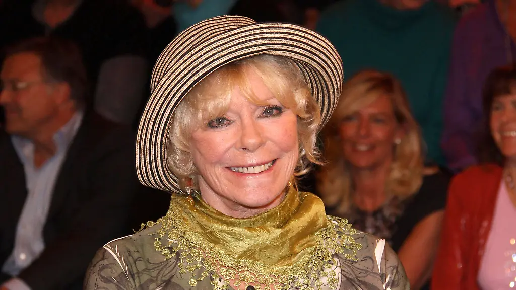 Elke Sommer: Eine Karriere von Erlangen nach Hollywood