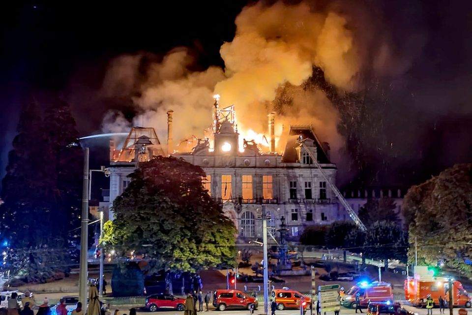 Brand im Rathaus von Limoges: Gewalt und Proteste in Frankreich